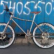 Фото титанового горного велосипеда